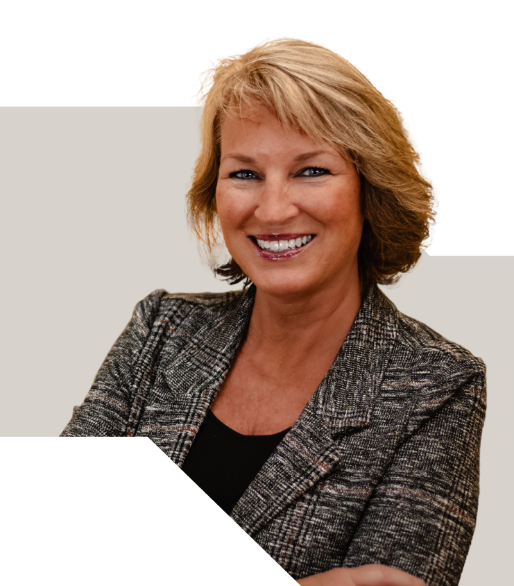 Lisa Snedeker's Headshot