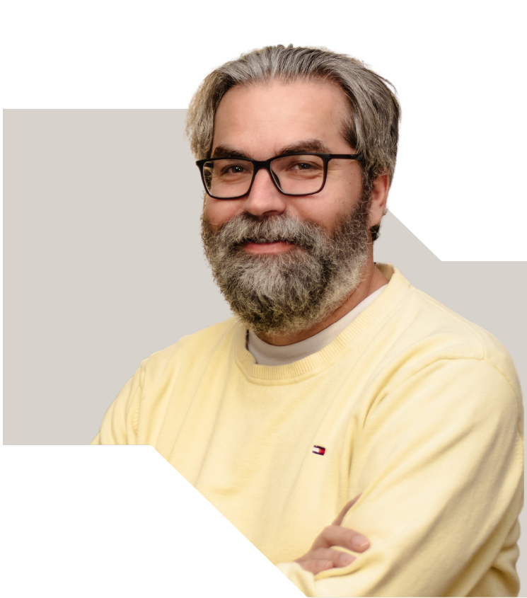 Sam Mooney's Headshot